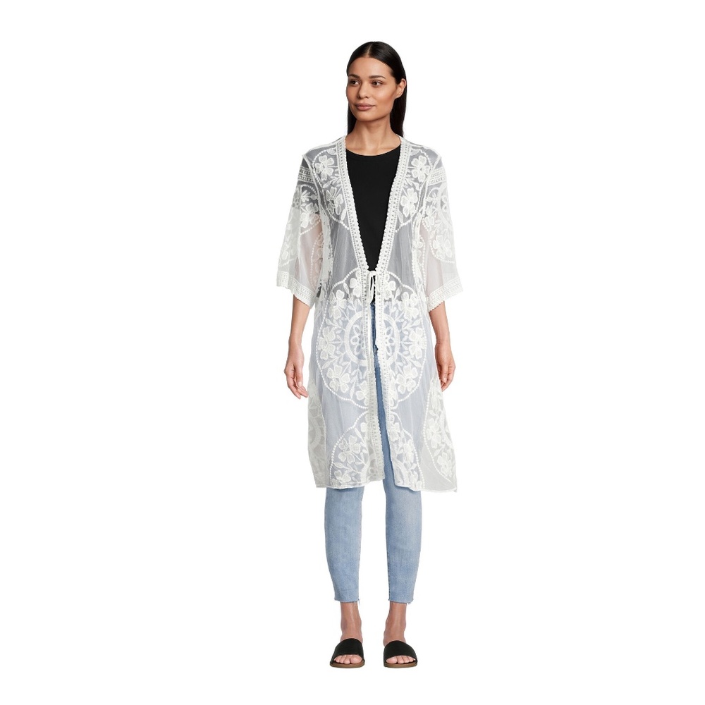 NWT WORLD MARKET Jess White Crocheted Lace Medallion Coverup Kimono $45
